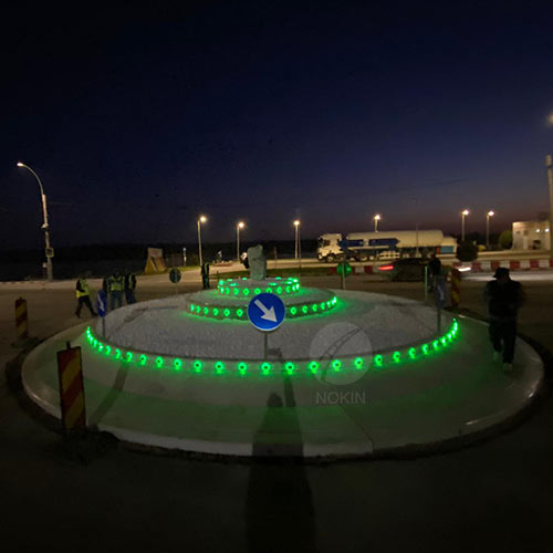 Green Round Solar Stud Lights for Roundabout in Romania